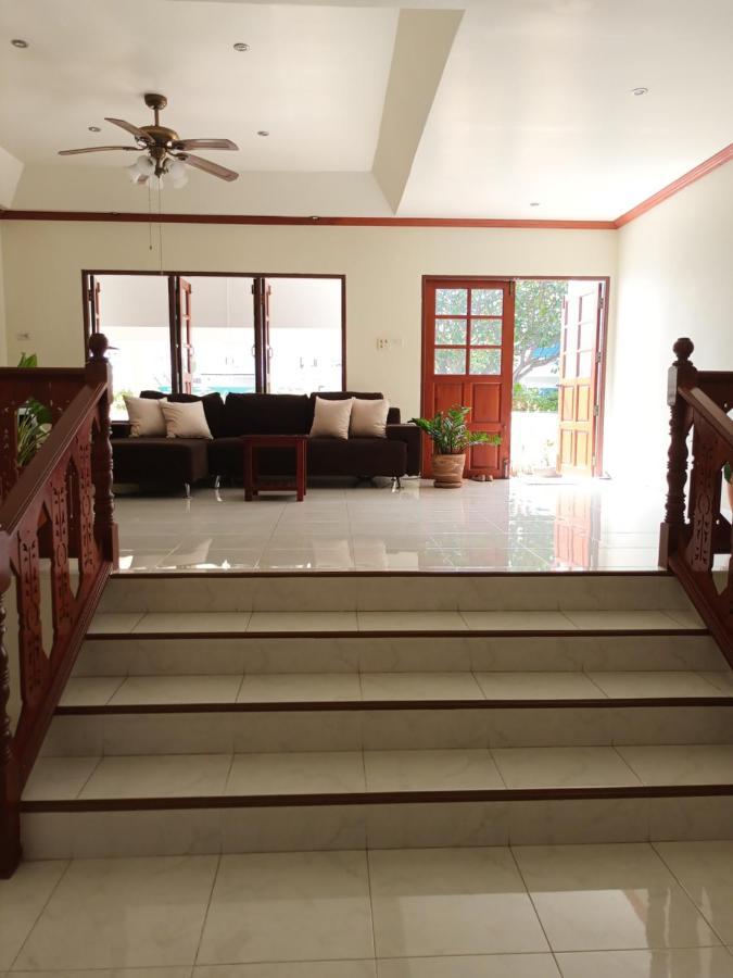 Ploy Villa Hua Hin Exteriör bild