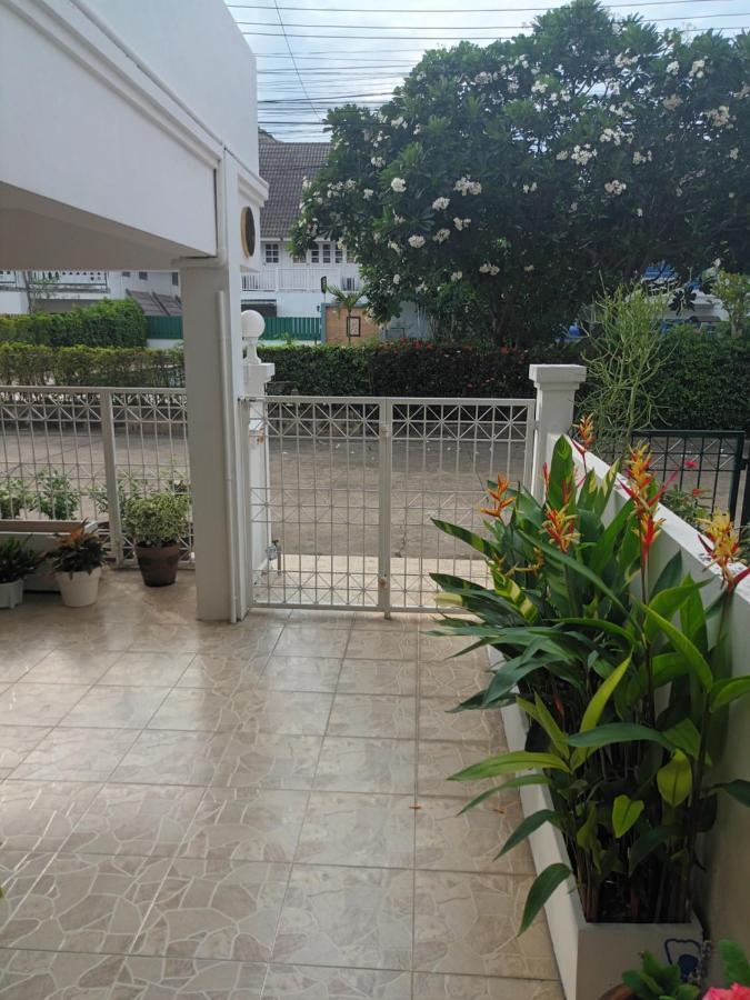 Ploy Villa Hua Hin Exteriör bild