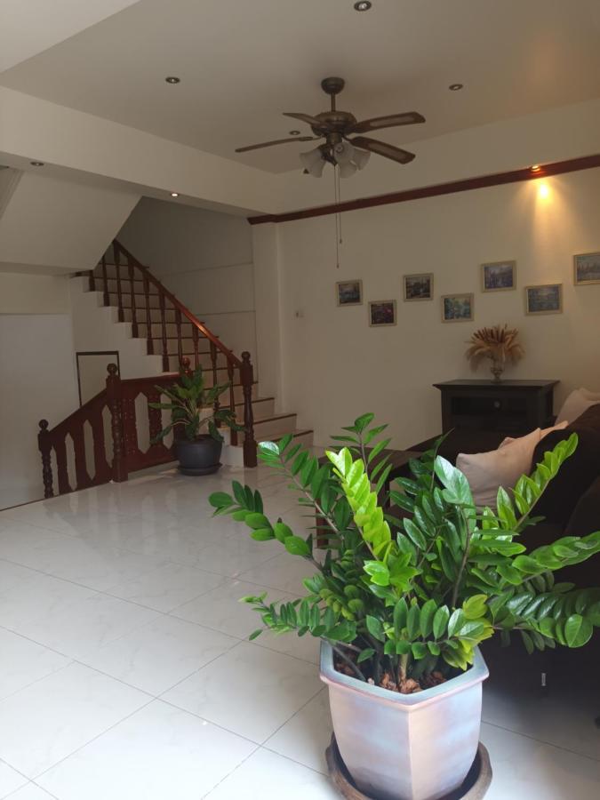 Ploy Villa Hua Hin Exteriör bild
